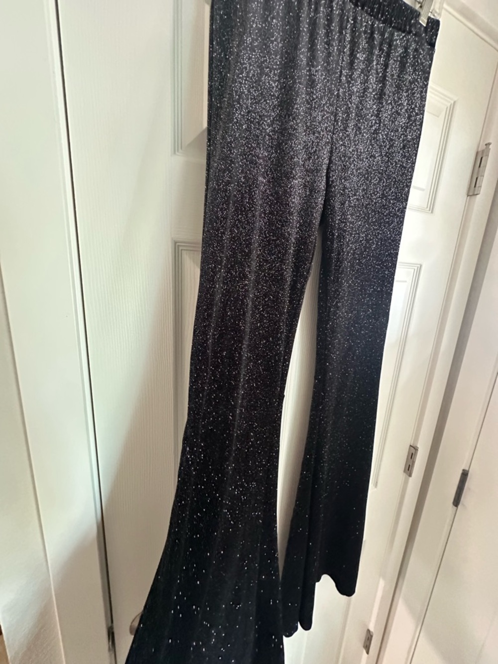 Bell bottoms - Picture 4 of 6